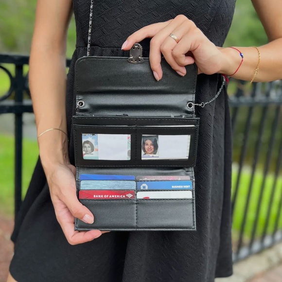 NWT Elegant Tapestry Boho Clutch Crossbody! - Picture 8 of 8